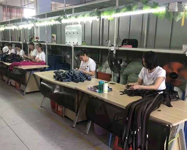 Quality inspection process for pet supplies